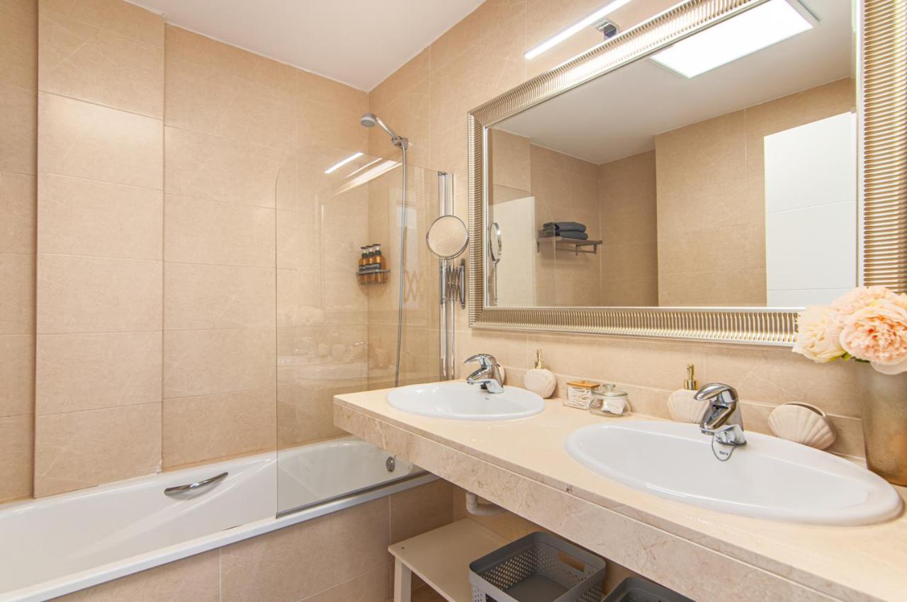 Holiday home Luxury Townhouse With Panoramic Sea View